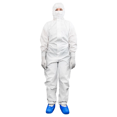 600-5006E - Coverall IC 500 (1) Cleanroom operative wearing a disposable coverall, mask and overshoes
